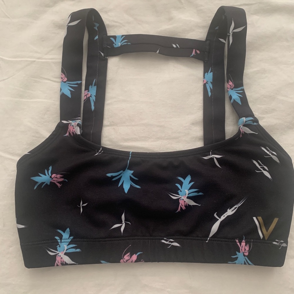 Vull Sports Bra